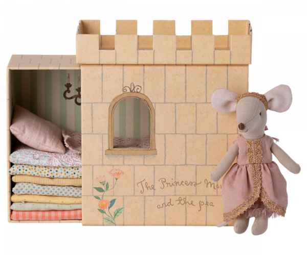 La principessa sul pisello, Topo Sorella maggiore