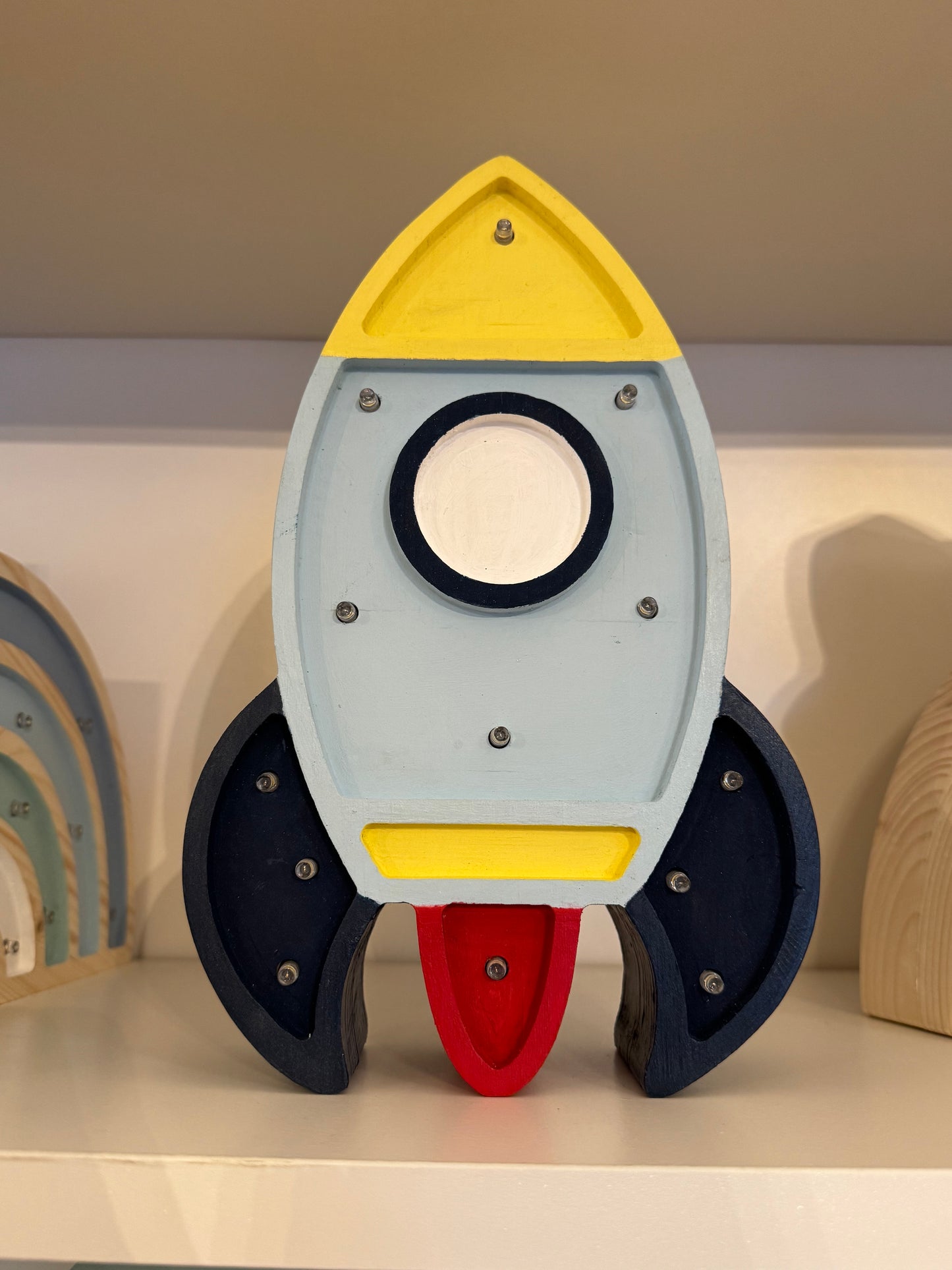 Lampada in legno Razzo