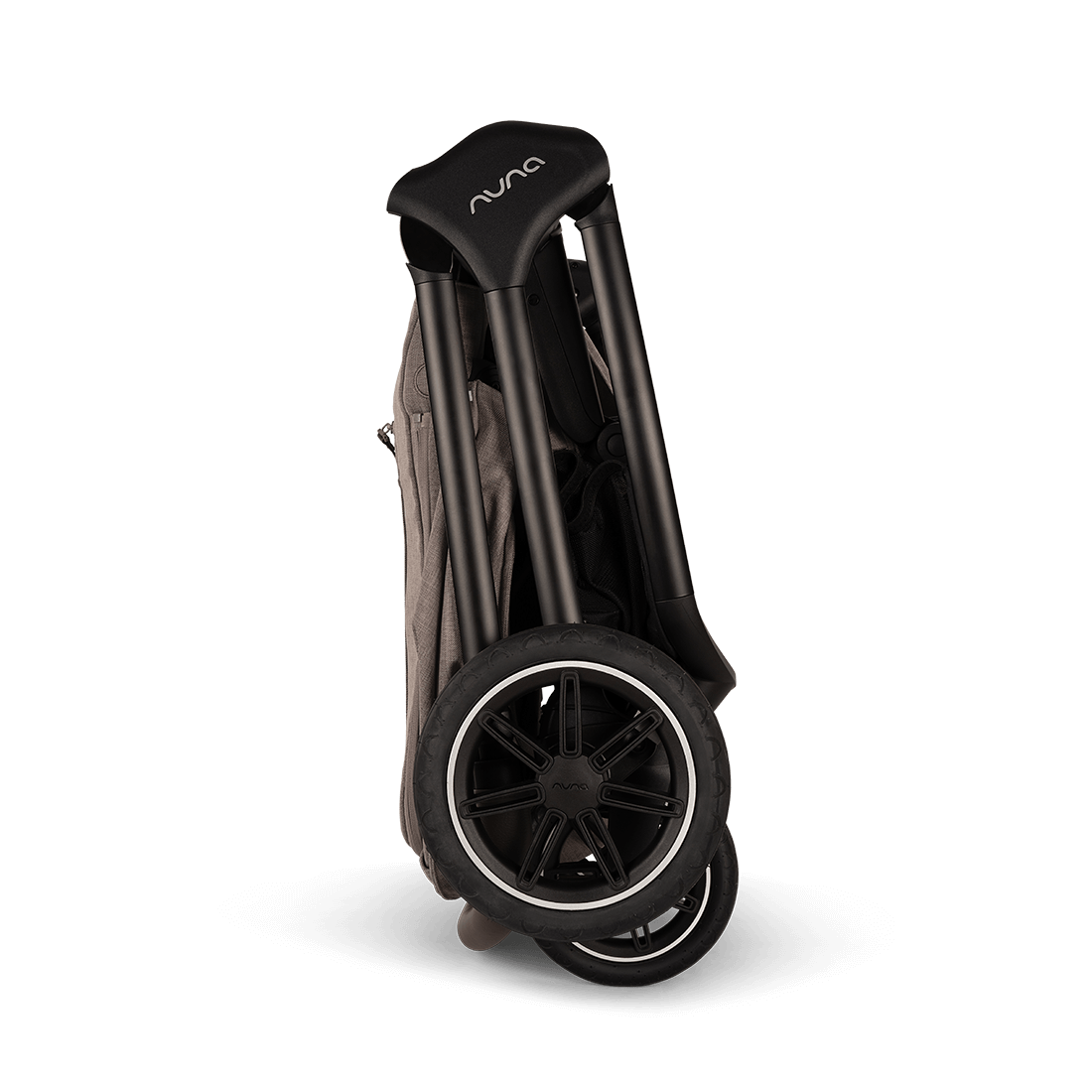 Trio Nuna TRIV NEXT con navicella LYTL e ovetto ARRA FLEX