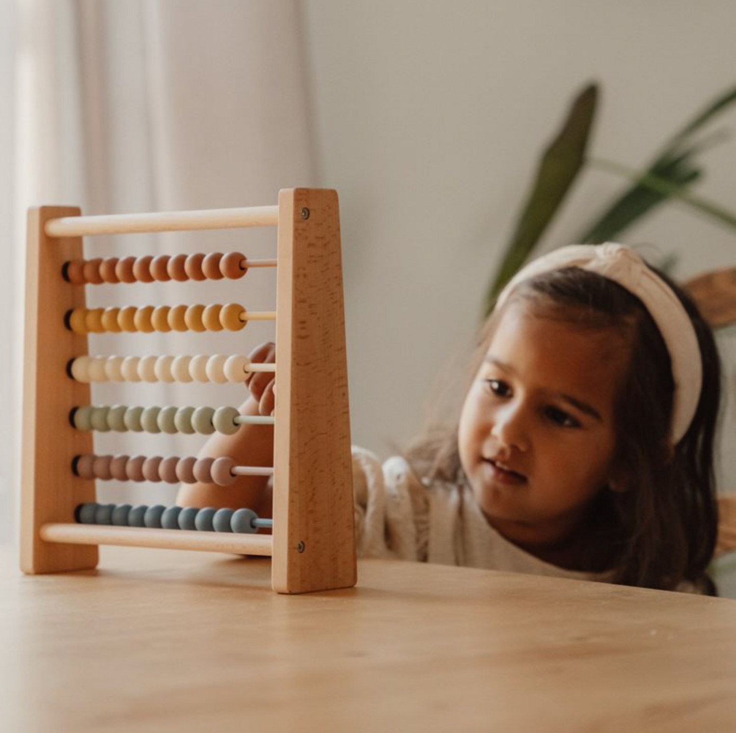 Mihel - Abacus Vintage