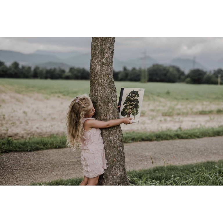 Cosa vedi quando guardi un albero?