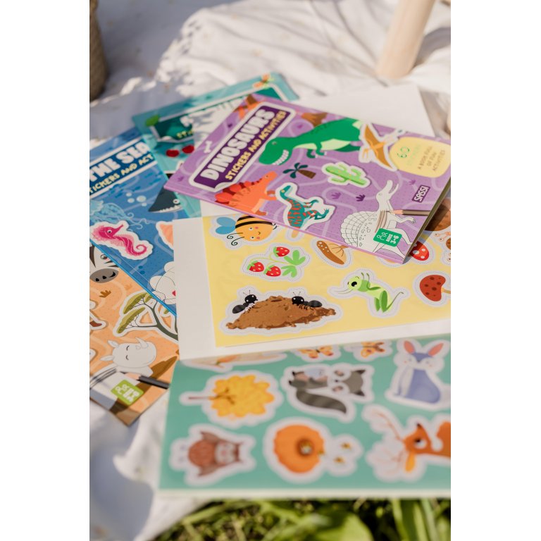 Stickers e attività. Il bosco