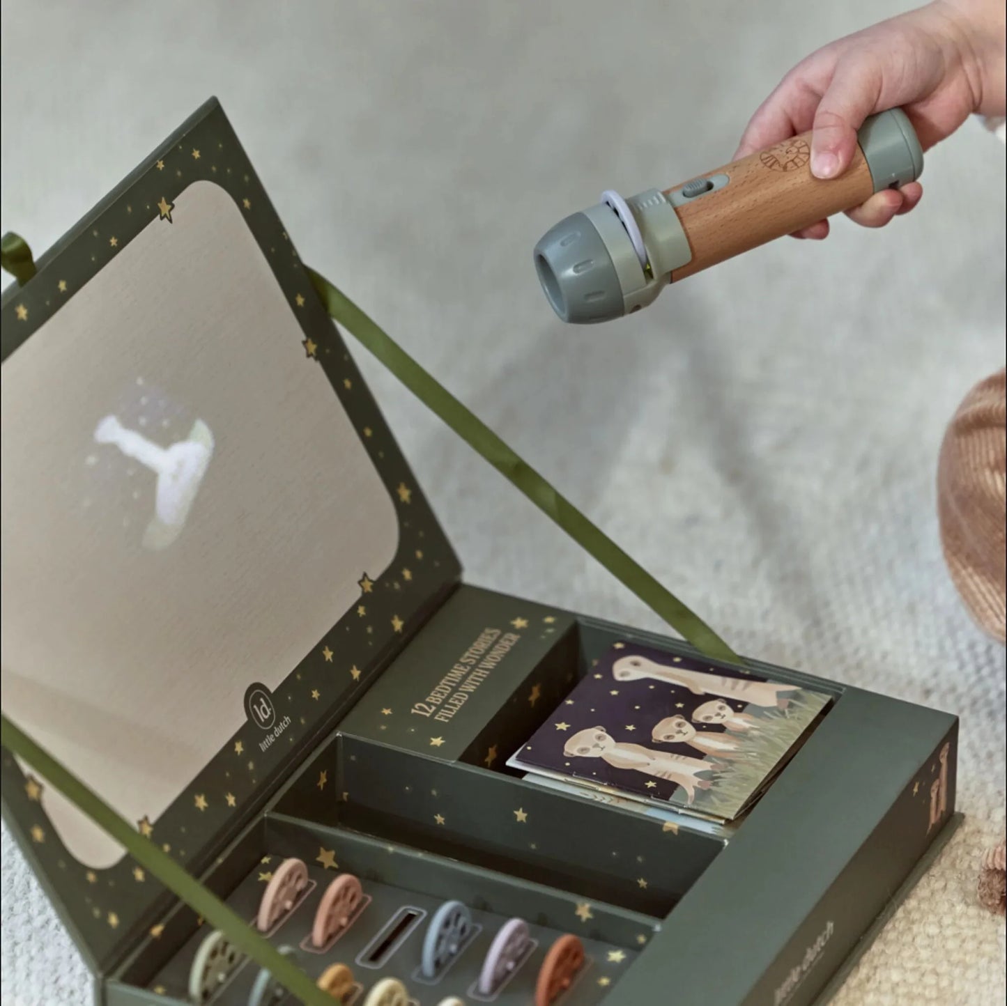Storie Torcia elettrica proiettore Verde - Little Dutch