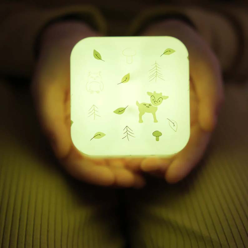 LUCE / LAMPADA notturna PORTATILE per neonati e bambini CUBE B™ – Forest – Cloud B