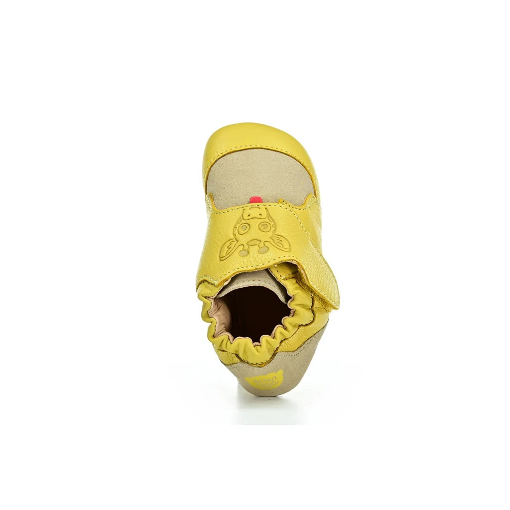 Affenzahn Leather Giraffe Yellow