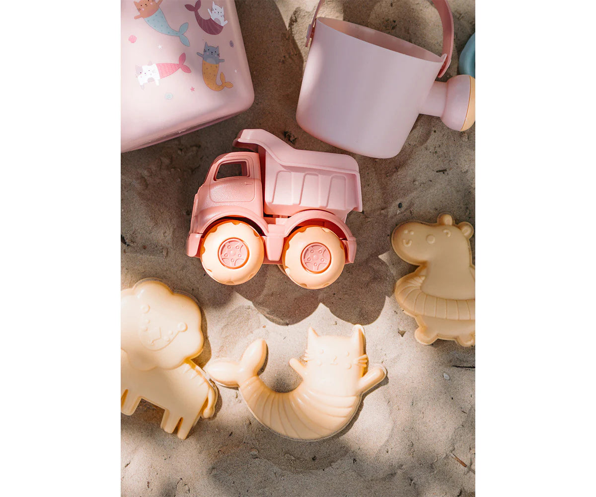 Monneka Spiaggia Mermaid Cats and Camioncino set featuring playful mermaid and cat illustrations on colorful beach-themed toys.