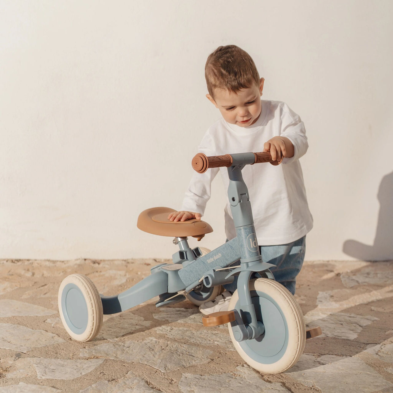 Triciclo 4 in 1 Blu Little Dutch - Scandi Kids Concept Store