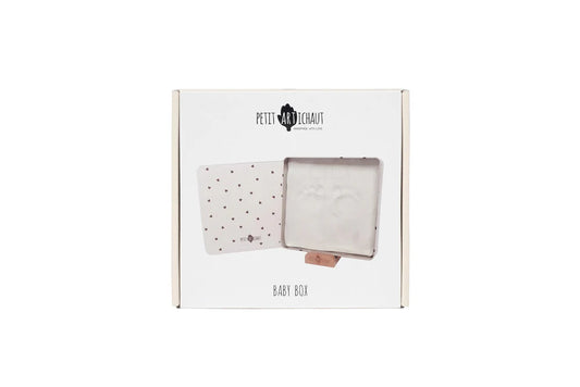 Set of three Petit Artichaut Jolis Cœurs square baby boxes with colorful heart designs, perfect for gift packaging or storage.