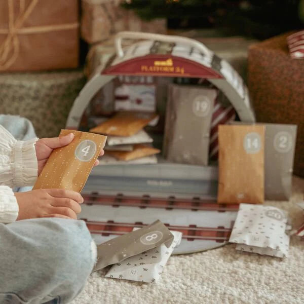 Advent Calendar Train Track - Essentials