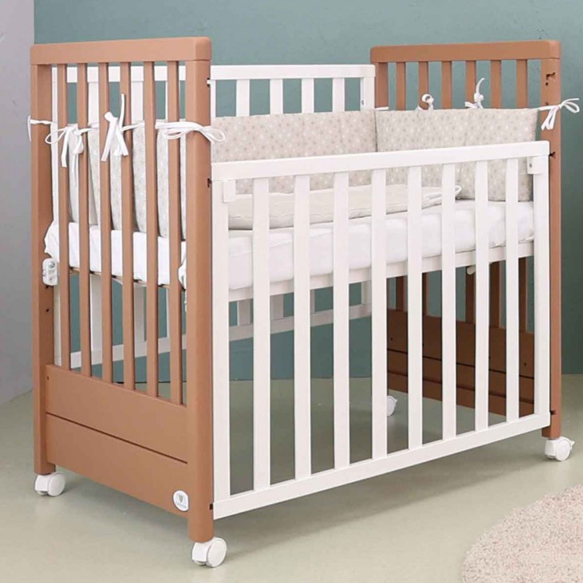 Lumo - Set avant + bagnetto con pomelli moka + tessile tortora + materasso - Scandi Kids Concept Store